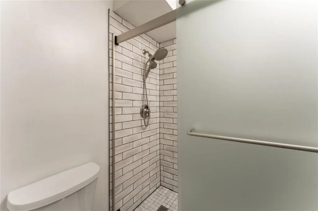 3529 Essex Avenue Unit 75, Atlanta, Georgia 30339, 2 Bedrooms Bedrooms, ,2 BathroomsBathrooms,Residential,For Sale,3529 Essex Avenue Unit 75,7532555