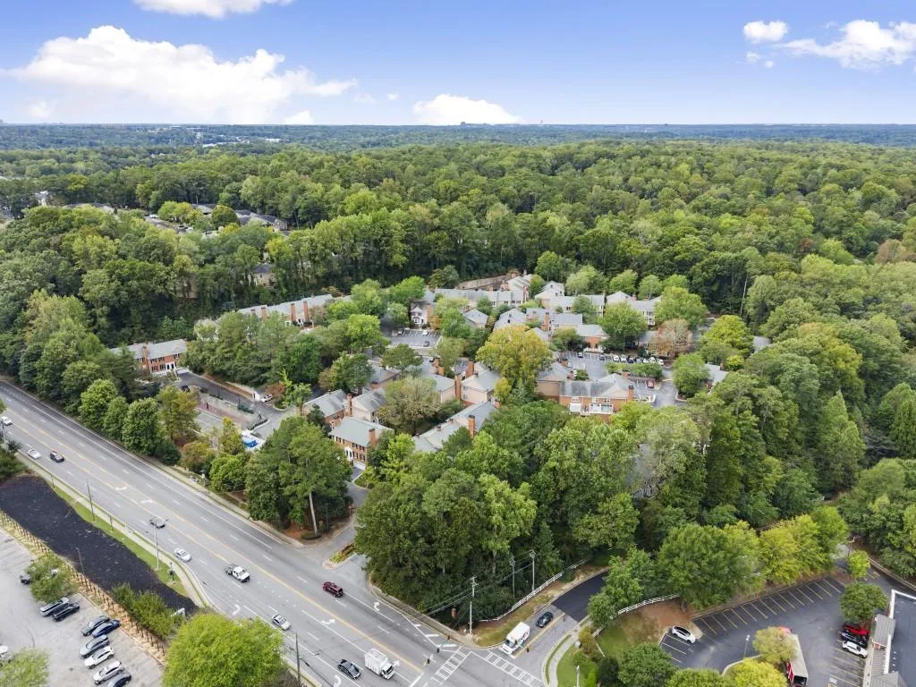 7500 Roswell Road Unit 38, Sandy Springs, Georgia 30350, 2 Bedrooms Bedrooms, ,2 BathroomsBathrooms,Residential,For Sale,7500 Roswell Road Unit 38,7658656