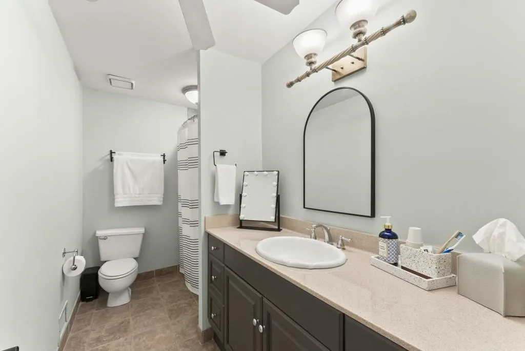 7500 Roswell Road Unit 38, Sandy Springs, Georgia 30350, 2 Bedrooms Bedrooms, ,2 BathroomsBathrooms,Residential,For Sale,7500 Roswell Road Unit 38,7658656