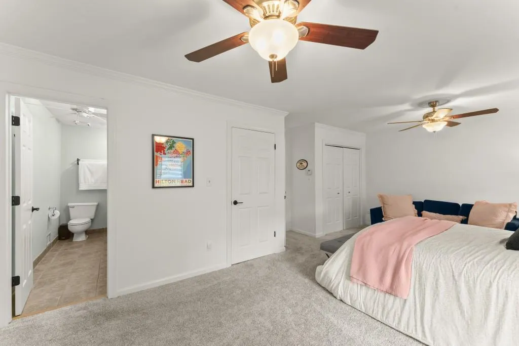 7500 Roswell Road Unit 38, Sandy Springs, Georgia 30350, 2 Bedrooms Bedrooms, ,2 BathroomsBathrooms,Residential,For Sale,7500 Roswell Road Unit 38,7658656