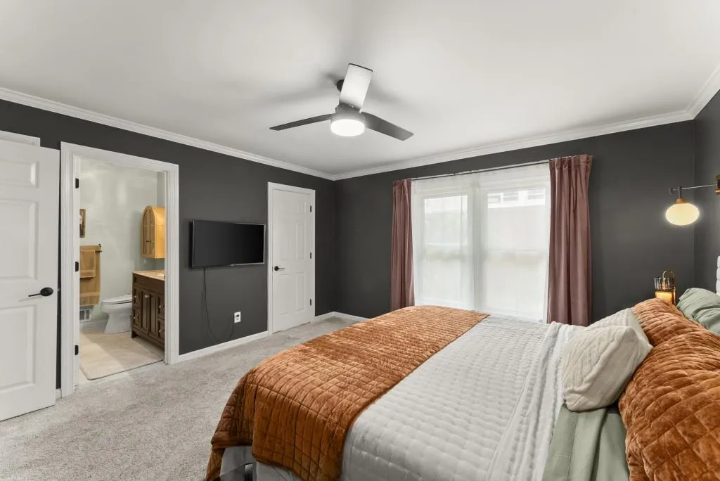 7500 Roswell Road Unit 38, Sandy Springs, Georgia 30350, 2 Bedrooms Bedrooms, ,2 BathroomsBathrooms,Residential,For Sale,7500 Roswell Road Unit 38,7658656