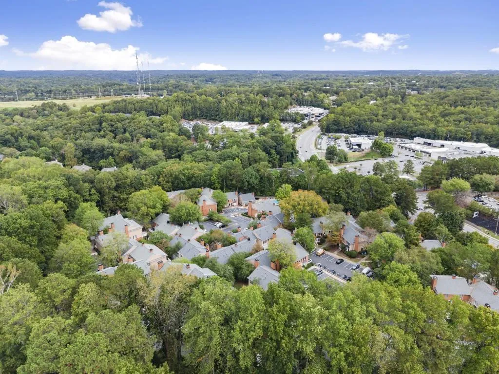 7500 Roswell Road Unit 38, Sandy Springs, Georgia 30350, 2 Bedrooms Bedrooms, ,2 BathroomsBathrooms,Residential,For Sale,7500 Roswell Road Unit 38,7658656