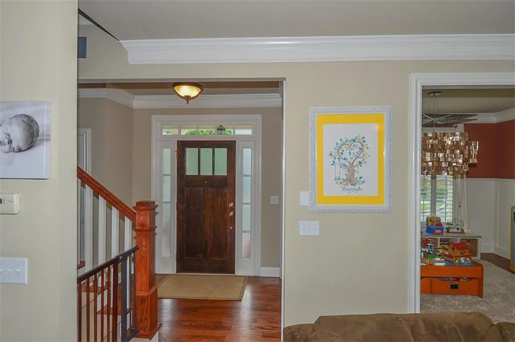 1700 Barfield Run Nw, Atlanta, Georgia 30318, 4 Bedrooms Bedrooms, ,3 BathroomsBathrooms,Residential,Sold,1700 Barfield Run Nw,5737562