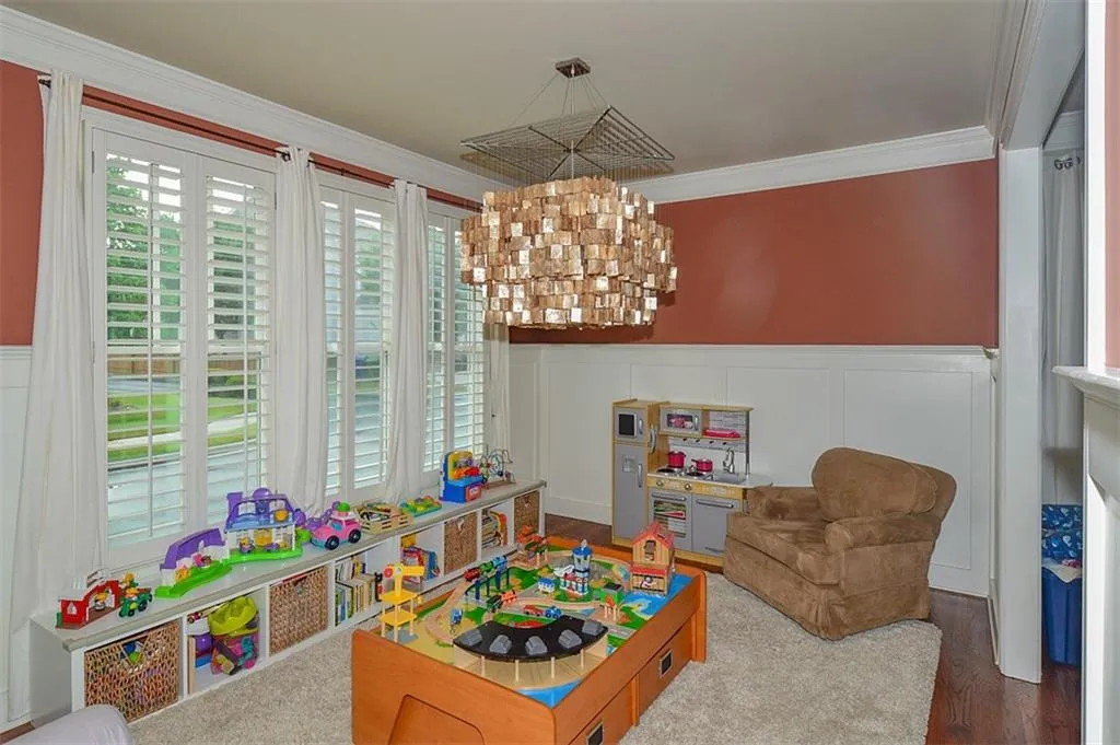 1700 Barfield Run Nw, Atlanta, Georgia 30318, 4 Bedrooms Bedrooms, ,3 BathroomsBathrooms,Residential,Sold,1700 Barfield Run Nw,5737562