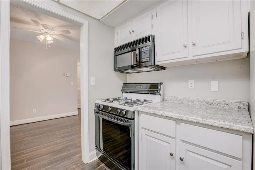 6851 Roswell Road Unit N5, Atlanta, Georgia 30328, 1 Bedroom Bedrooms, ,1 BathroomBathrooms,Residential,Sold,6851 Roswell Road Unit N5,5995456