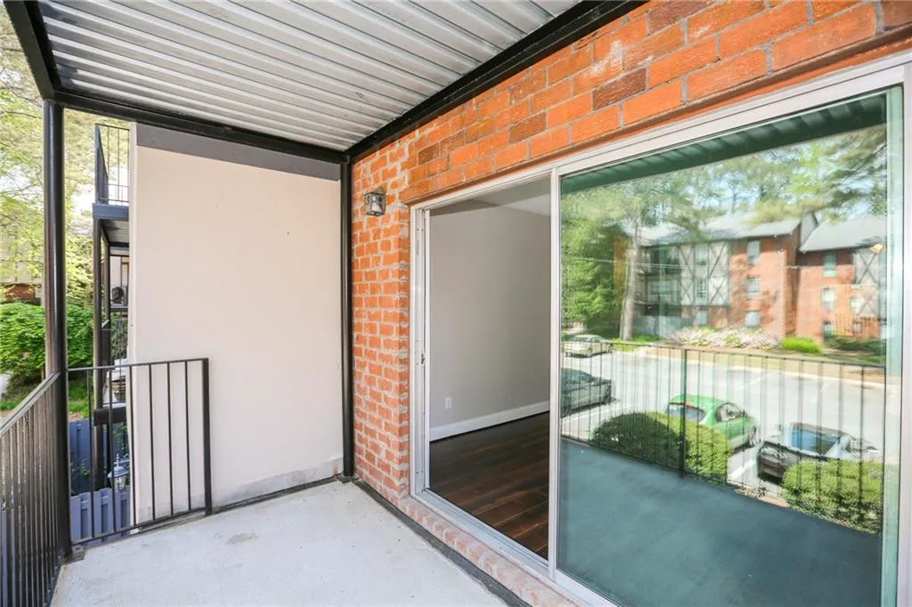 6851 Roswell Road Unit N5, Atlanta, Georgia 30328, 1 Bedroom Bedrooms, ,1 BathroomBathrooms,Residential,Sold,6851 Roswell Road Unit N5,5995456