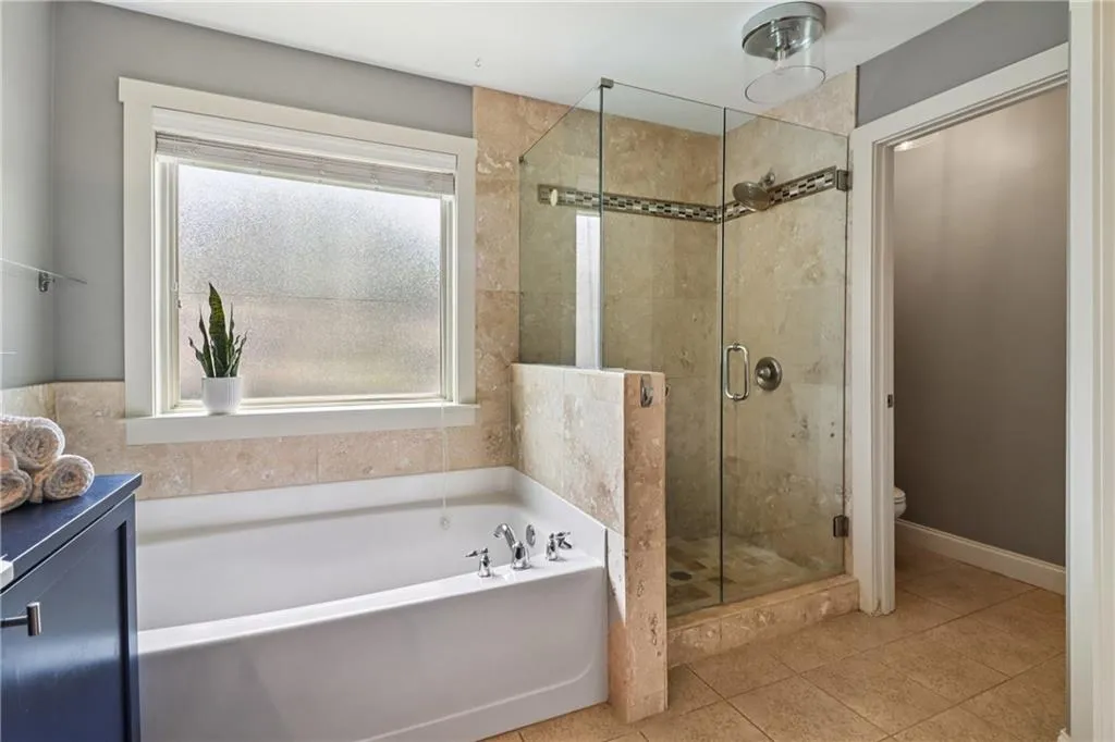 2075 Old Georgian Terrace Nw, Atlanta, Georgia 30318, 4 Bedrooms Bedrooms, ,3 BathroomsBathrooms,Residential,For Sale,2075 Old Georgian Terrace Nw,7626317