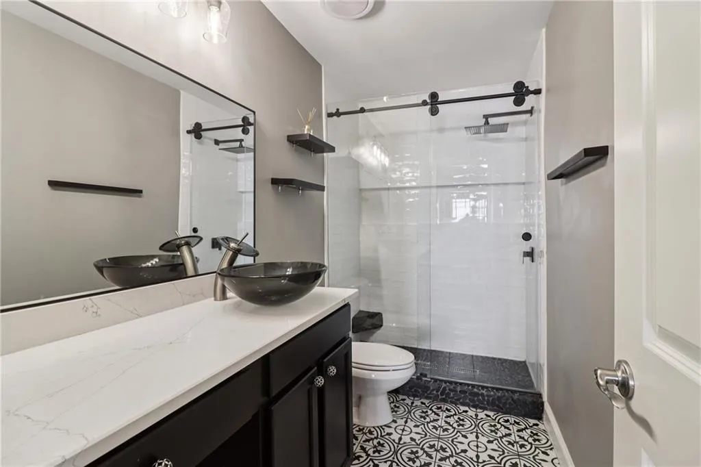 2075 Old Georgian Terrace Nw, Atlanta, Georgia 30318, 4 Bedrooms Bedrooms, ,3 BathroomsBathrooms,Residential,For Sale,2075 Old Georgian Terrace Nw,7626317