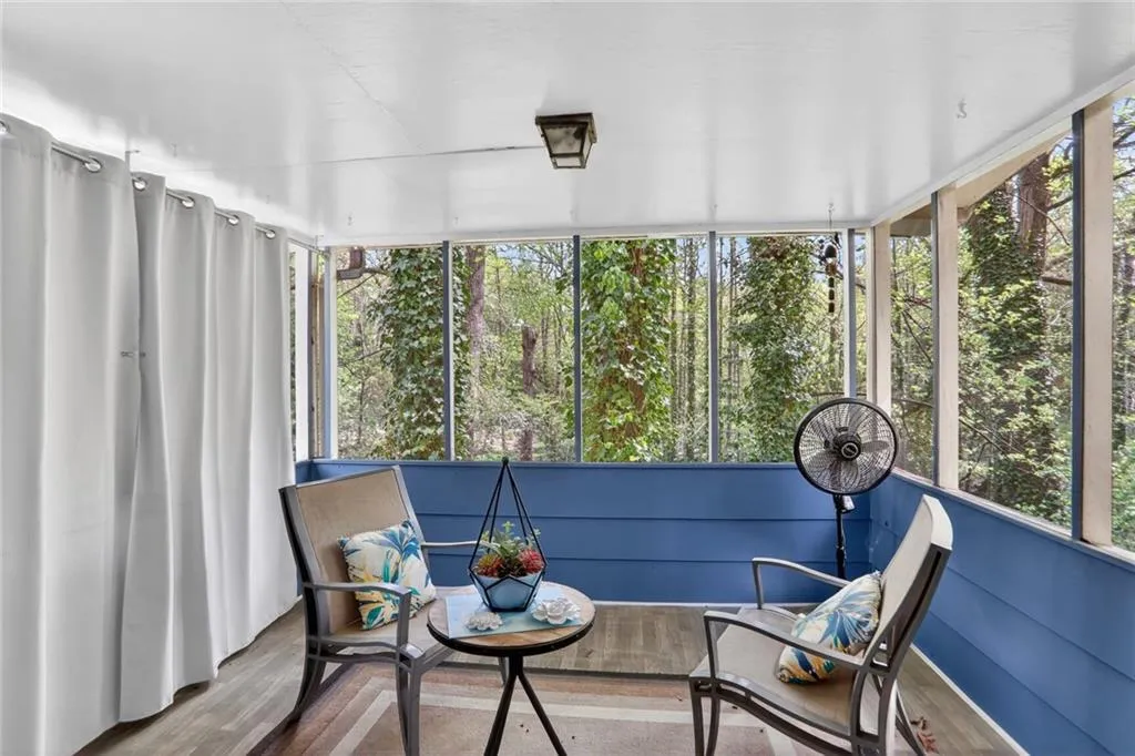 Screened Porch