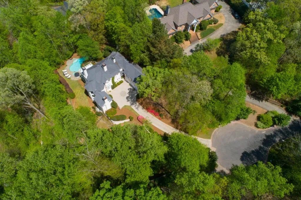 545 Pickering Lane, Atlanta, Georgia 30327, 5 Bedrooms Bedrooms, ,4 BathroomsBathrooms,Residential,Sold,545 Pickering Lane,6631863