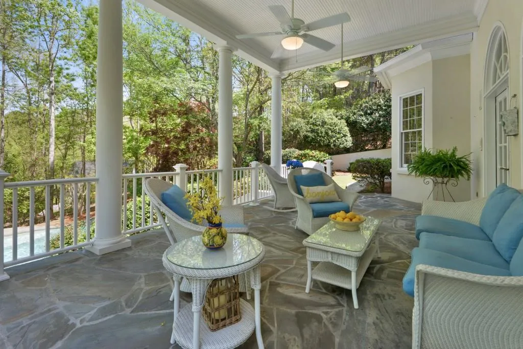 545 Pickering Lane, Atlanta, Georgia 30327, 5 Bedrooms Bedrooms, ,4 BathroomsBathrooms,Residential,Sold,545 Pickering Lane,6631863