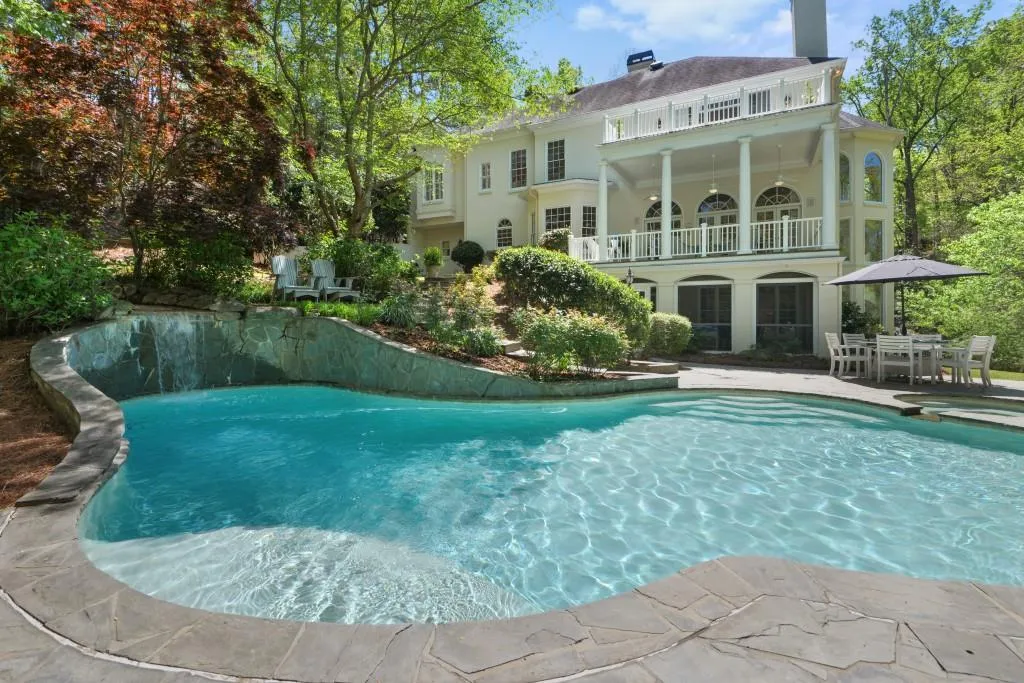 545 Pickering Lane, Atlanta, Georgia 30327, 5 Bedrooms Bedrooms, ,4 BathroomsBathrooms,Residential,Sold,545 Pickering Lane,6631863