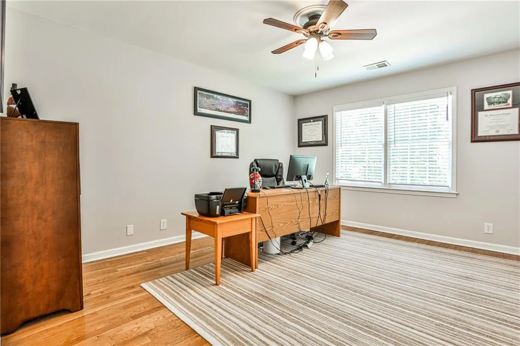 7225 Hunters Branch Drive, Atlanta, Georgia 30328, 4 Bedrooms Bedrooms, ,2 BathroomsBathrooms,Residential,Sold,7225 Hunters Branch Drive,7207308