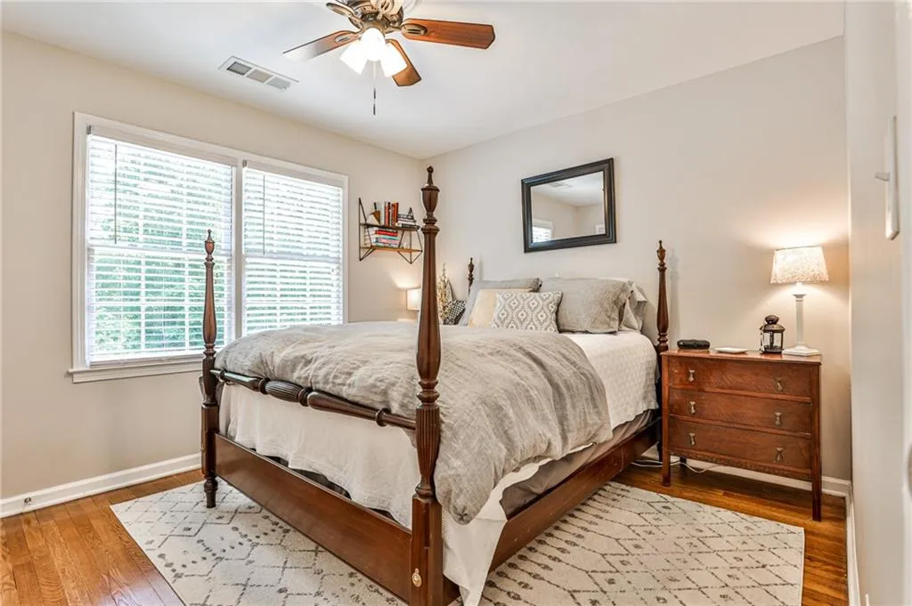 7225 Hunters Branch Drive, Atlanta, Georgia 30328, 4 Bedrooms Bedrooms, ,2 BathroomsBathrooms,Residential,Sold,7225 Hunters Branch Drive,7207308