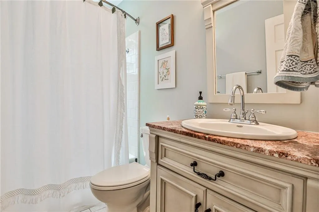7225 Hunters Branch Drive, Atlanta, Georgia 30328, 4 Bedrooms Bedrooms, ,2 BathroomsBathrooms,Residential,Sold,7225 Hunters Branch Drive,7207308
