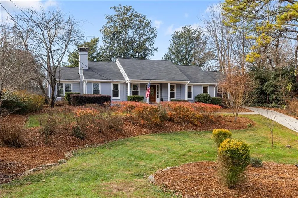 6422 Vernon Woods Drive, Atlanta, Georgia 30328, 3 Bedrooms Bedrooms, ,3 BathroomsBathrooms,Residential,Sold,6422 Vernon Woods Drive,6662550