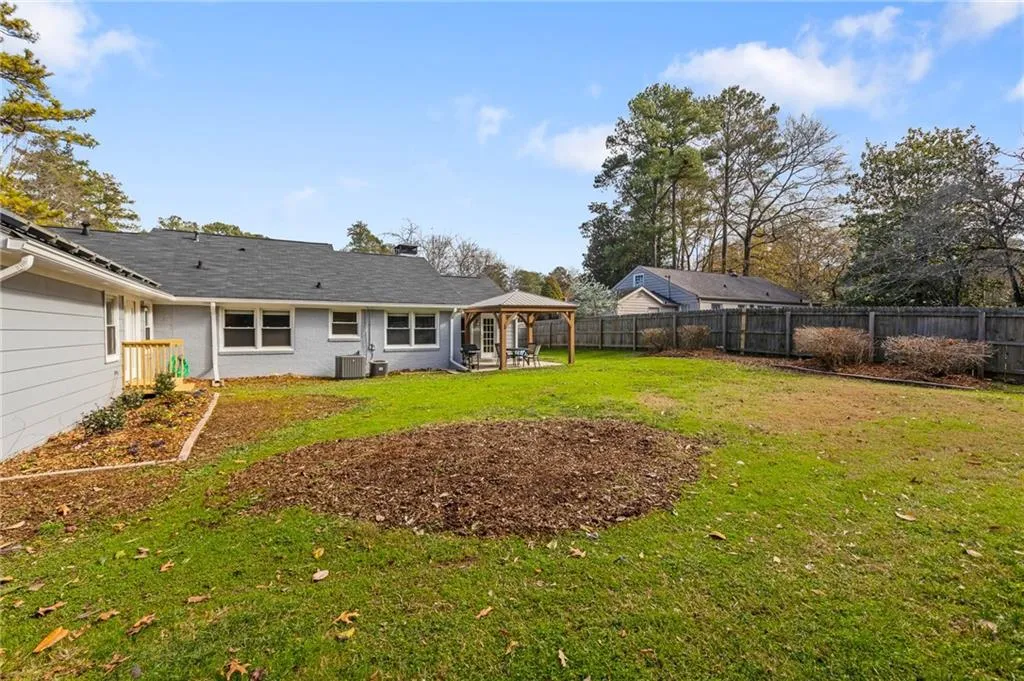 6422 Vernon Woods Drive, Atlanta, Georgia 30328, 3 Bedrooms Bedrooms, ,3 BathroomsBathrooms,Residential,Sold,6422 Vernon Woods Drive,6662550