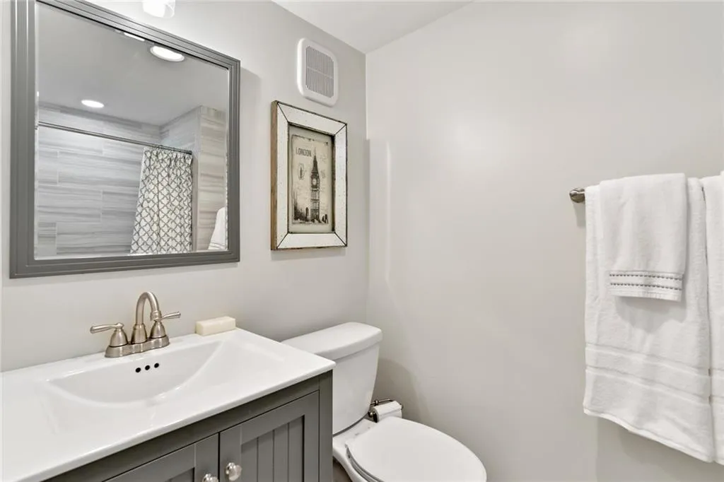 5810 Hilderbrand Drive, Sandy Springs, Georgia 30328, 3 Bedrooms Bedrooms, ,3 BathroomsBathrooms,Residential,Sold,5810 Hilderbrand Drive,6959909