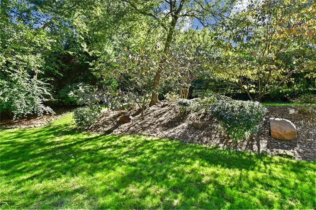 5810 Hilderbrand Drive, Sandy Springs, Georgia 30328, 3 Bedrooms Bedrooms, ,3 BathroomsBathrooms,Residential,Sold,5810 Hilderbrand Drive,6959909