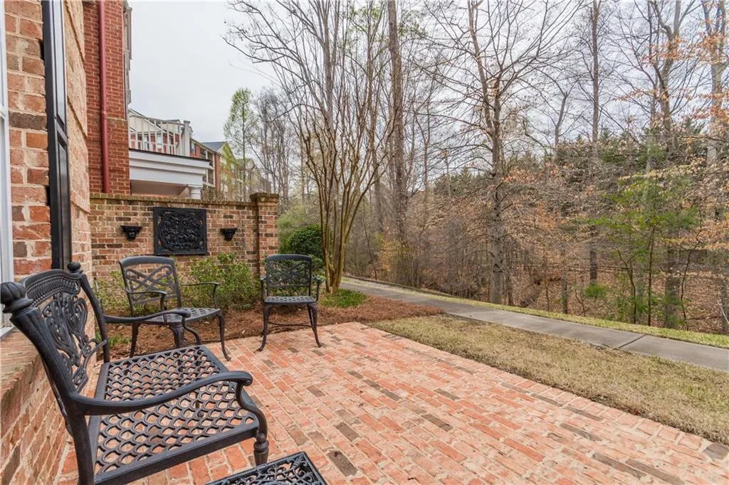4855 Ivy Ridge Drive Unit 104, Atlanta, Georgia 30339, 2 Bedrooms Bedrooms, ,2 BathroomsBathrooms,Residential,Sold,4855 Ivy Ridge Drive Unit 104,5824904