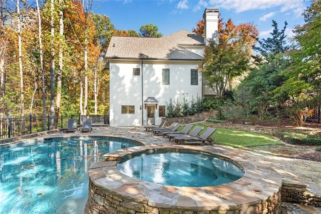 5250 Woodridge Forest Trail, Sandy Springs, Georgia 30327, 6 Bedrooms Bedrooms, ,6 BathroomsBathrooms,Residential,Sold,5250 Woodridge Forest Trail,7199991