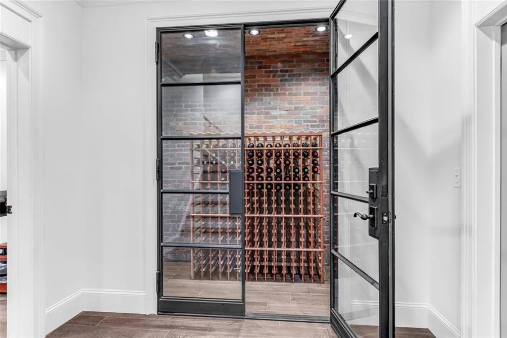 5250 Woodridge Forest Trail, Sandy Springs, Georgia 30327, 6 Bedrooms Bedrooms, ,6 BathroomsBathrooms,Residential,Sold,5250 Woodridge Forest Trail,7199991