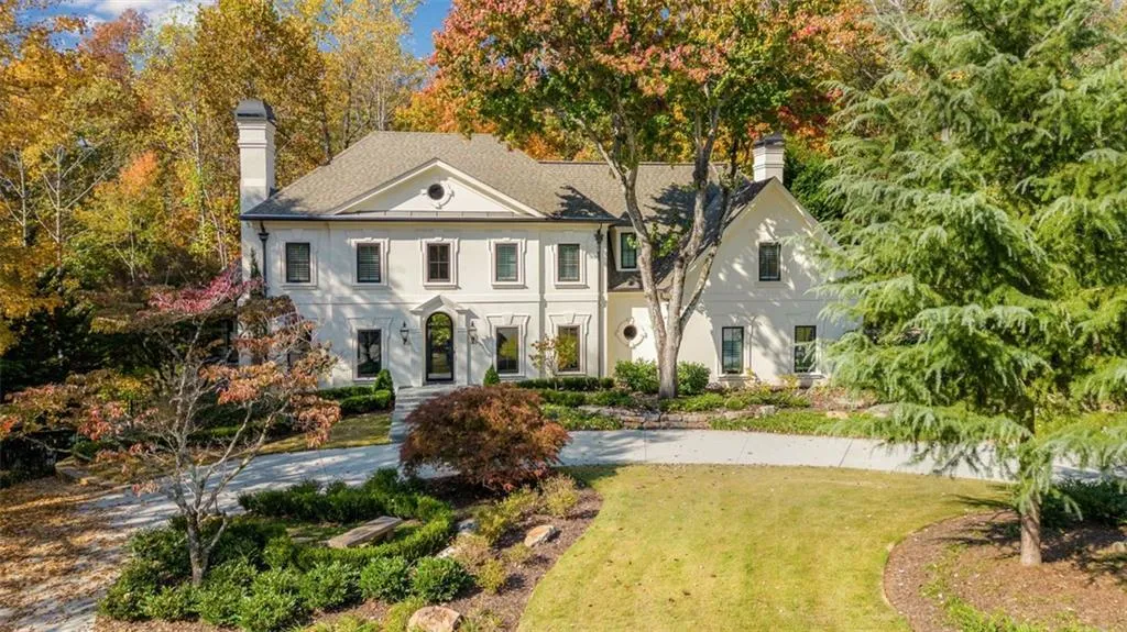 5250 Woodridge Forest Trail, Sandy Springs, Georgia 30327, 6 Bedrooms Bedrooms, ,6 BathroomsBathrooms,Residential,Sold,5250 Woodridge Forest Trail,7199991