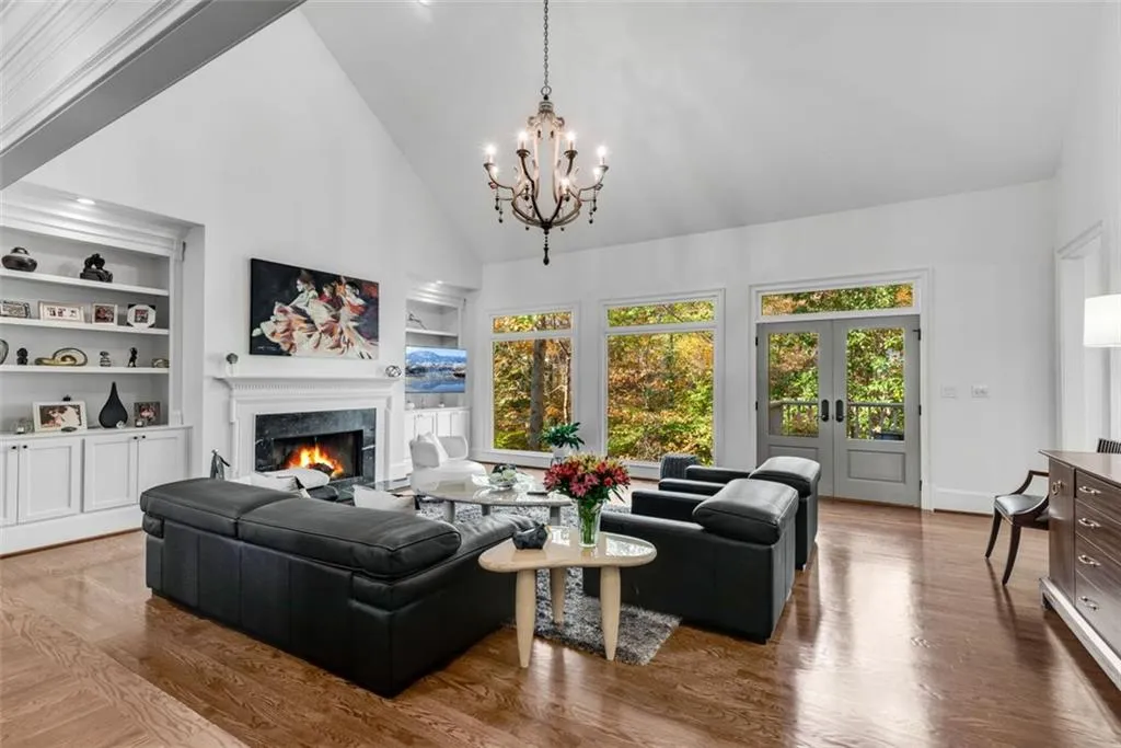 5250 Woodridge Forest Trail, Sandy Springs, Georgia 30327, 6 Bedrooms Bedrooms, ,6 BathroomsBathrooms,Residential,Sold,5250 Woodridge Forest Trail,7199991