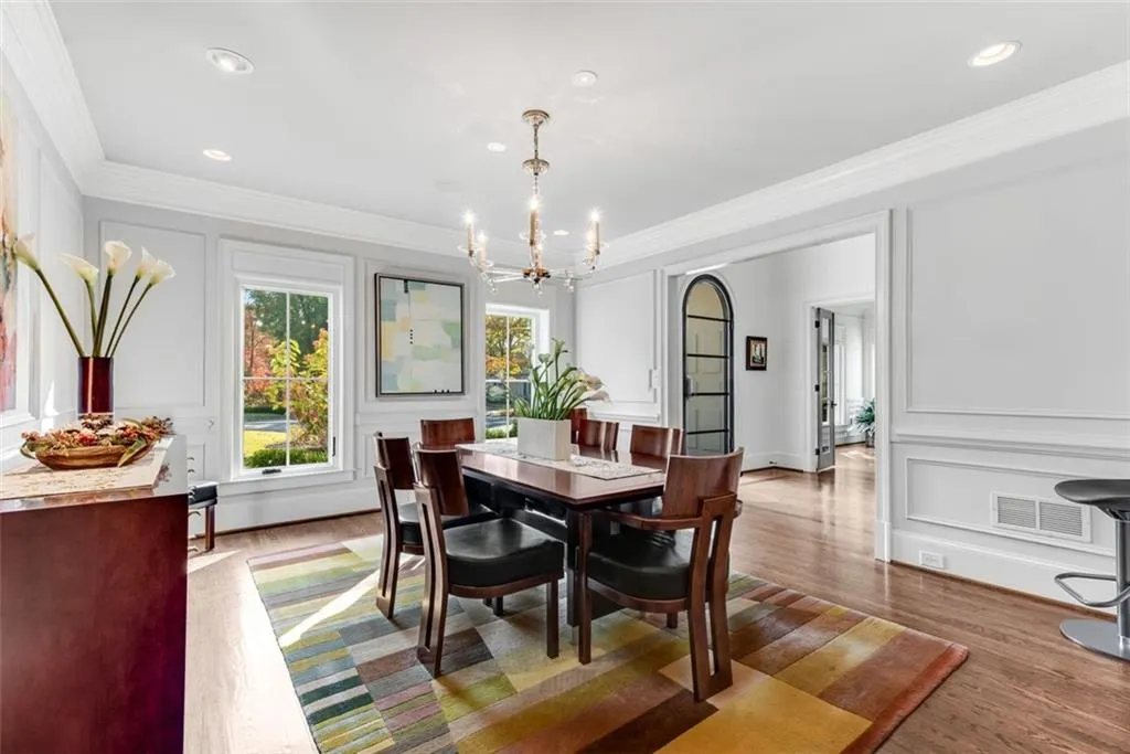 5250 Woodridge Forest Trail, Sandy Springs, Georgia 30327, 6 Bedrooms Bedrooms, ,6 BathroomsBathrooms,Residential,Sold,5250 Woodridge Forest Trail,7199991