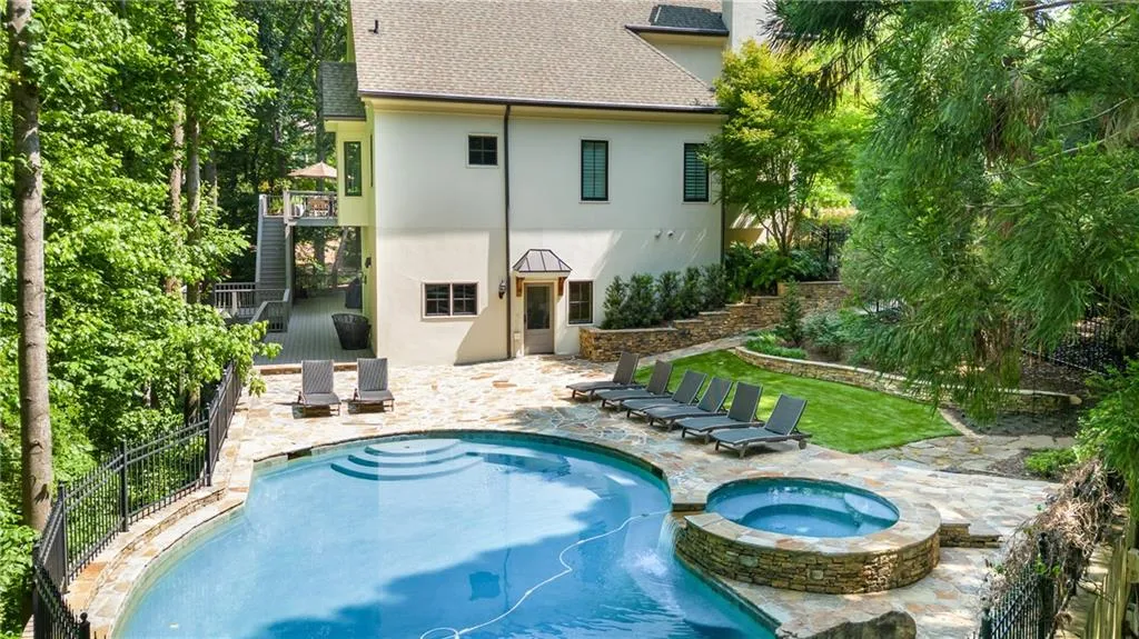 5250 Woodridge Forest Trail, Sandy Springs, Georgia 30327, 6 Bedrooms Bedrooms, ,6 BathroomsBathrooms,Residential,Sold,5250 Woodridge Forest Trail,7199991