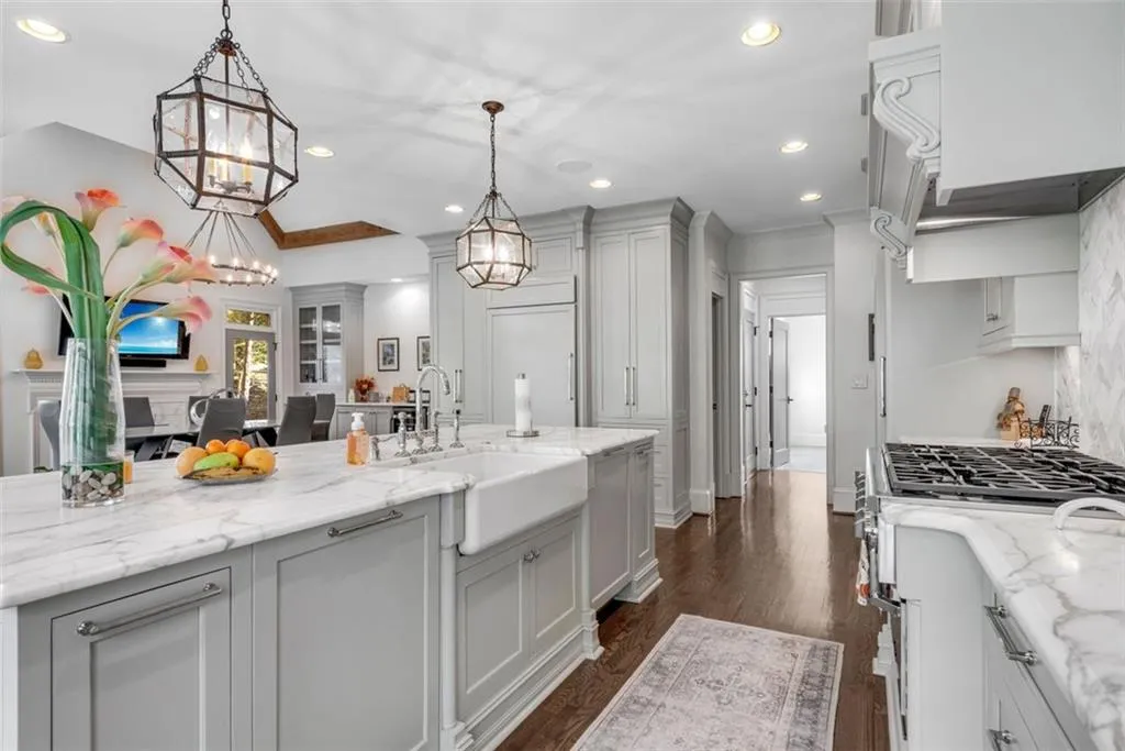 5250 Woodridge Forest Trail, Sandy Springs, Georgia 30327, 6 Bedrooms Bedrooms, ,6 BathroomsBathrooms,Residential,Sold,5250 Woodridge Forest Trail,7199991