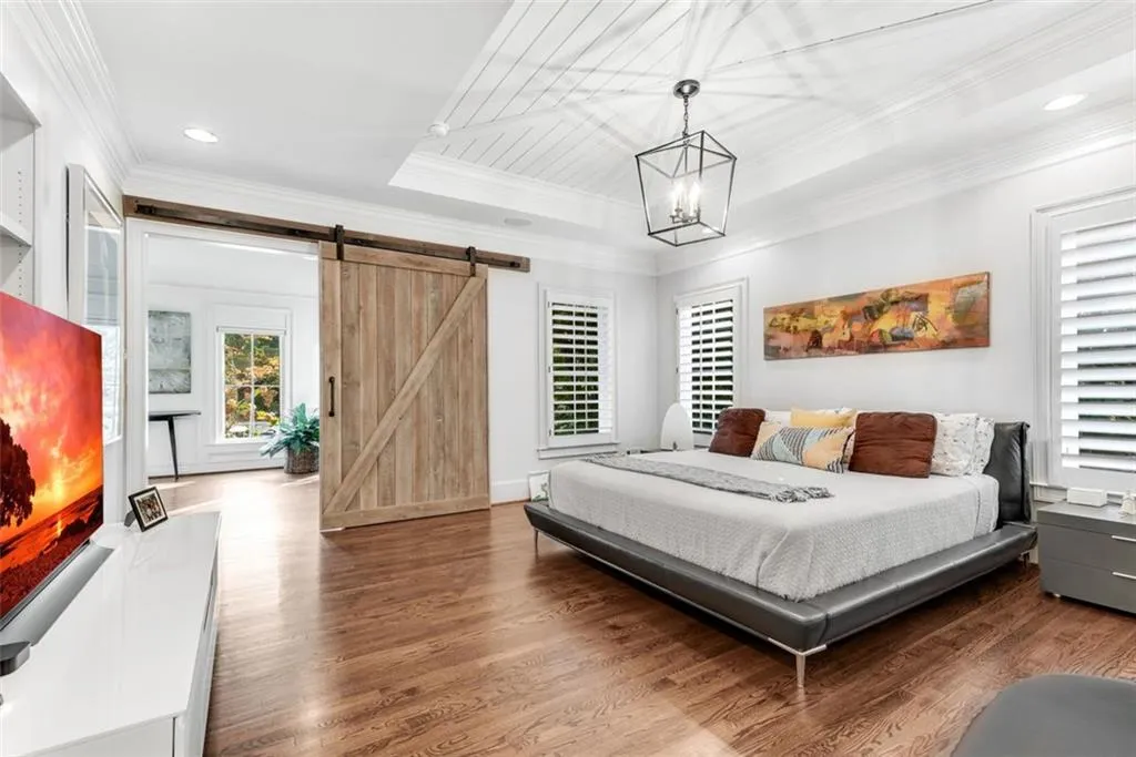 5250 Woodridge Forest Trail, Sandy Springs, Georgia 30327, 6 Bedrooms Bedrooms, ,6 BathroomsBathrooms,Residential,Sold,5250 Woodridge Forest Trail,7199991