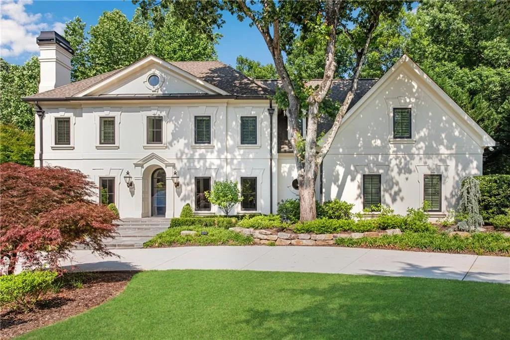 5250 Woodridge Forest Trail, Sandy Springs, Georgia 30327, 6 Bedrooms Bedrooms, ,6 BathroomsBathrooms,Residential,Sold,5250 Woodridge Forest Trail,7199991