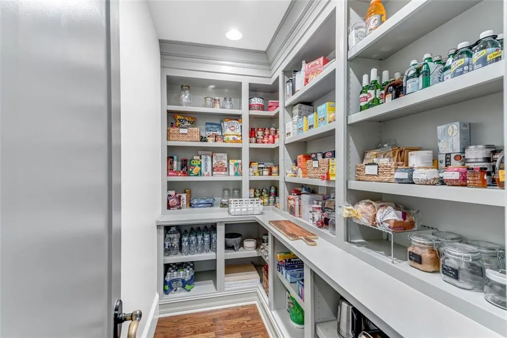 5250 Woodridge Forest Trail, Sandy Springs, Georgia 30327, 6 Bedrooms Bedrooms, ,6 BathroomsBathrooms,Residential,Sold,5250 Woodridge Forest Trail,7199991