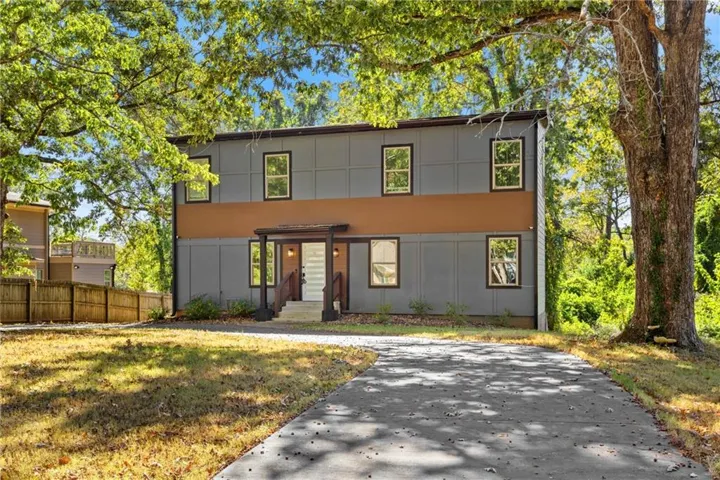 View of contemporary house