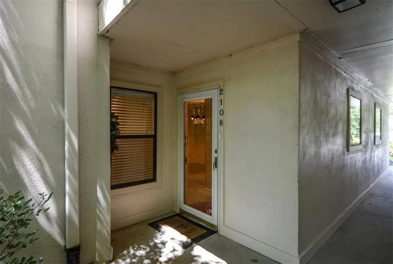 2108 Huntingdon Chase, Atlanta, Georgia 30350, 1 Bedroom Bedrooms, ,1 BathroomBathrooms,Residential,Sold,2108 Huntingdon Chase,6811237
