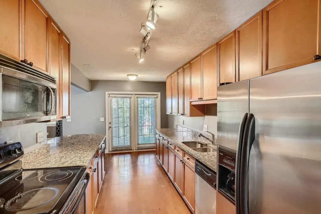 750 Dalrymple Road Unit G1, Sandy Springs, Georgia 30328, 3 Bedrooms Bedrooms, ,2 BathroomsBathrooms,Residential,Sold,750 Dalrymple Road Unit G1,6964484