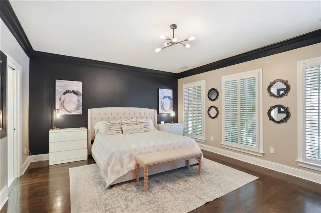 1085 Charles Towne Square, Sandy Springs, Georgia 30328, 4 Bedrooms Bedrooms, ,3 BathroomsBathrooms,Residential,Sold,1085 Charles Towne Square,6875673