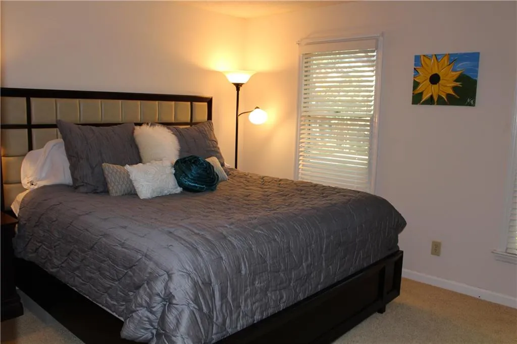 101 Garden Court Unit 101, Atlanta, Georgia 30328, 3 Bedrooms Bedrooms, ,2 BathroomsBathrooms,Residential,Sold,101 Garden Court Unit 101,5604876