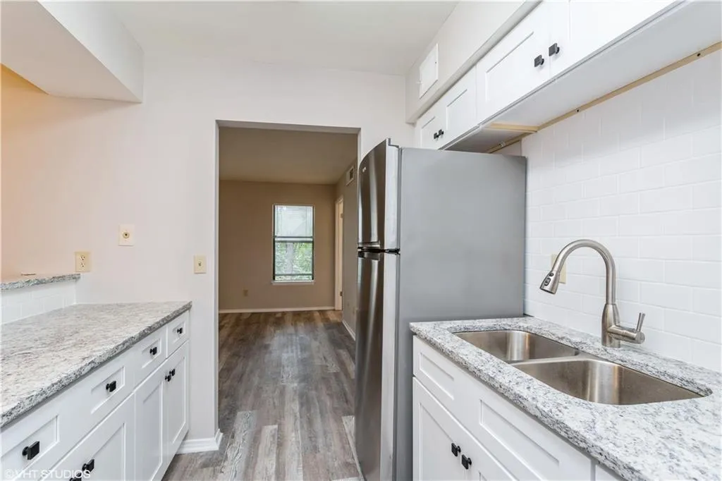 1309 Old Hammond Chase, Sandy Springs, Georgia 30350, 1 Bedroom Bedrooms, ,1 BathroomBathrooms,Residential,Sold,1309 Old Hammond Chase,6946196