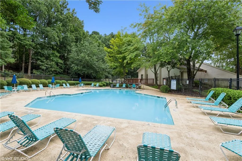 1309 Old Hammond Chase, Sandy Springs, Georgia 30350, 1 Bedroom Bedrooms, ,1 BathroomBathrooms,Residential,Sold,1309 Old Hammond Chase,6946196