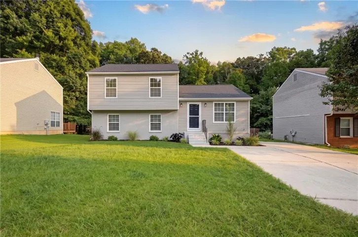5612 Pine Gate Drive, Atlanta, Georgia 30349