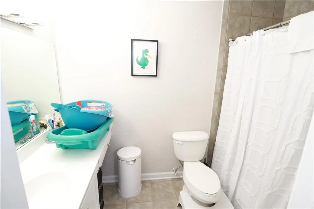 145 N River Drive Unit G, Sandy Springs, Georgia 30350, 2 Bedrooms Bedrooms, ,2 BathroomsBathrooms,Residential,Sold,145 N River Drive Unit G,6815456