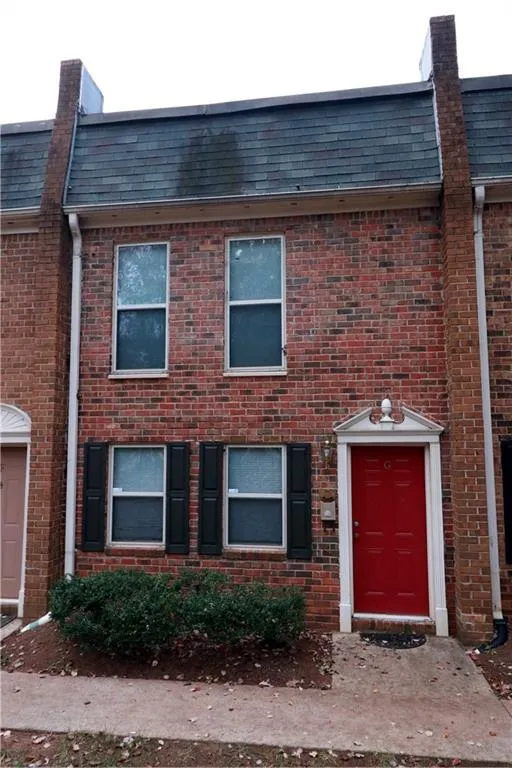 145 N River Drive Unit G, Sandy Springs, Georgia 30350, 2 Bedrooms Bedrooms, ,2 BathroomsBathrooms,Residential,Sold,145 N River Drive Unit G,6815456