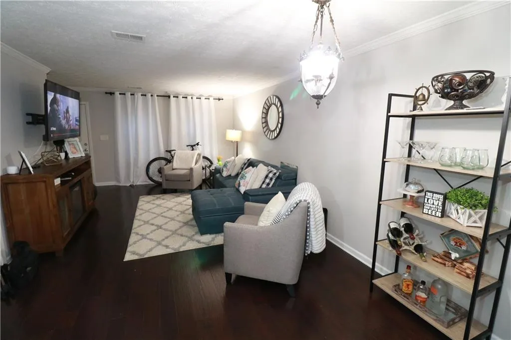 145 N River Drive Unit G, Sandy Springs, Georgia 30350, 2 Bedrooms Bedrooms, ,2 BathroomsBathrooms,Residential,Sold,145 N River Drive Unit G,6815456