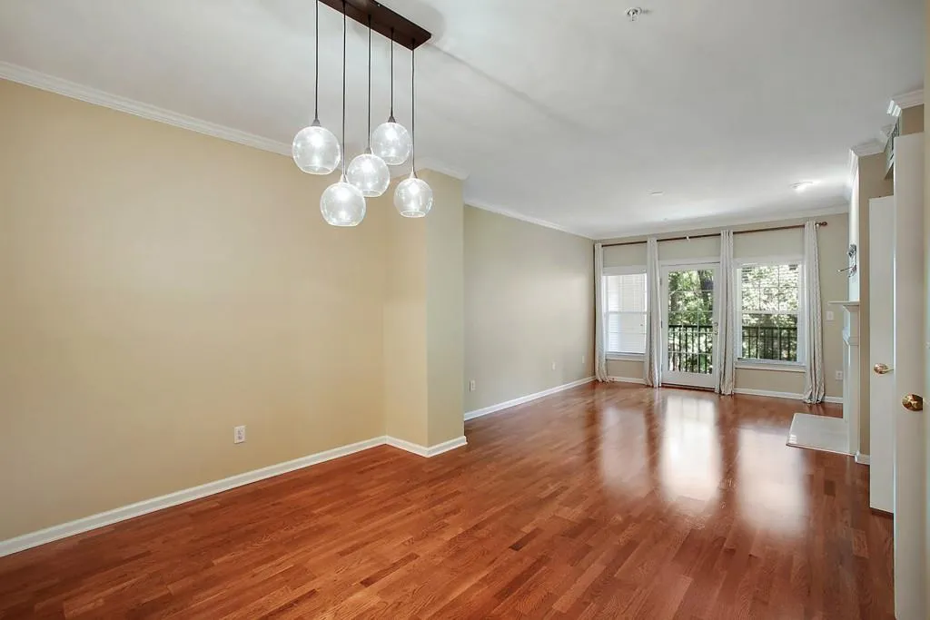 3275 Lenox Road Ne Unit 206, Atlanta, Georgia 30324, 1 Bedroom Bedrooms, ,1 BathroomBathrooms,Residential,Sold,3275 Lenox Road Ne Unit 206,6063496