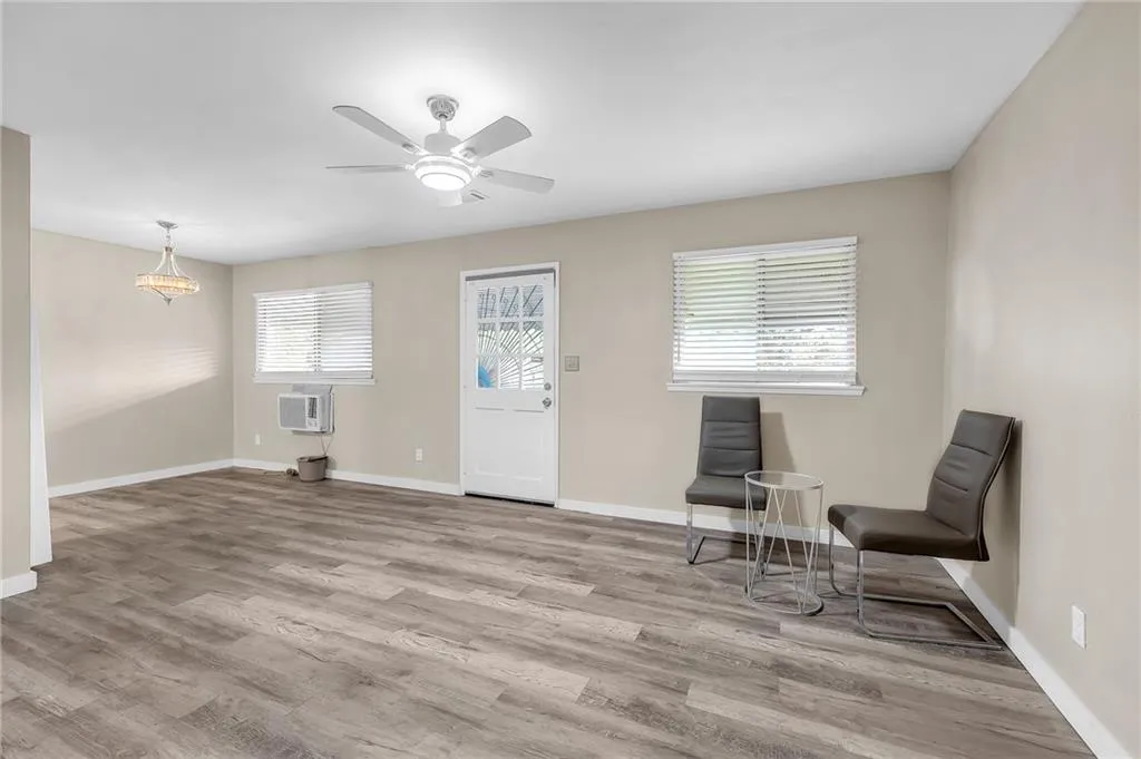 Open concept living/dining