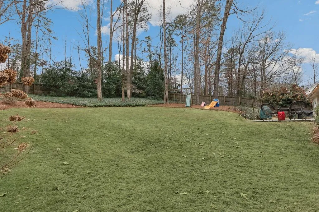 6691 Castleton Drive, Atlanta, Georgia 30328, 3 Bedrooms Bedrooms, ,2 BathroomsBathrooms,Residential,Sold,6691 Castleton Drive,6817610