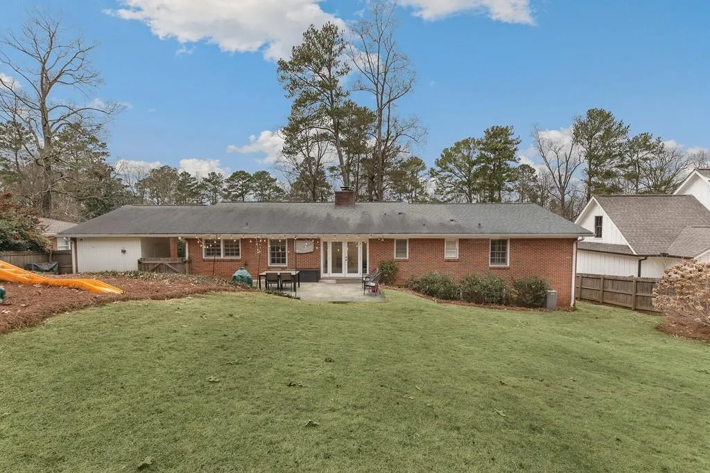 6691 Castleton Drive, Atlanta, Georgia 30328, 3 Bedrooms Bedrooms, ,2 BathroomsBathrooms,Residential,Sold,6691 Castleton Drive,6817610