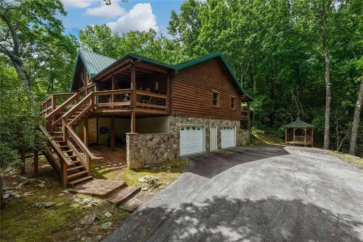 154 Summer Lane, Clayton, Georgia 30525